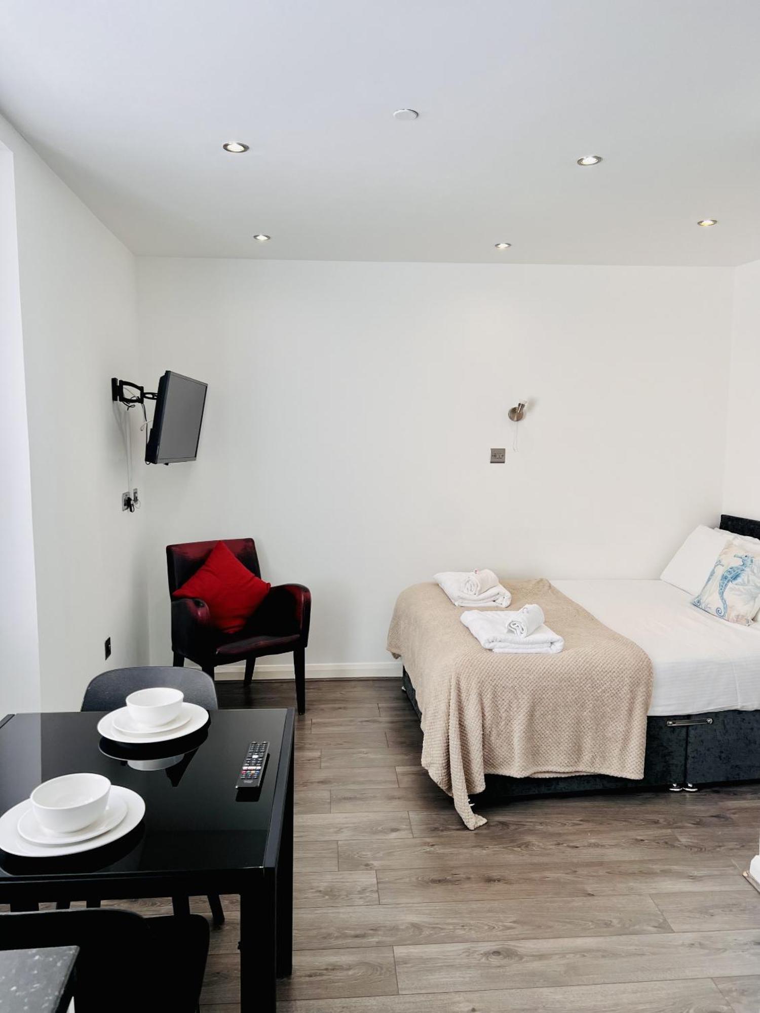 Foxhouse Studio Apartments بلايموث المظهر الخارجي الصورة